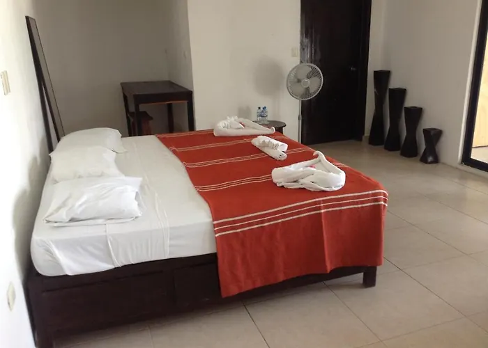 Parayso Hotel 3*